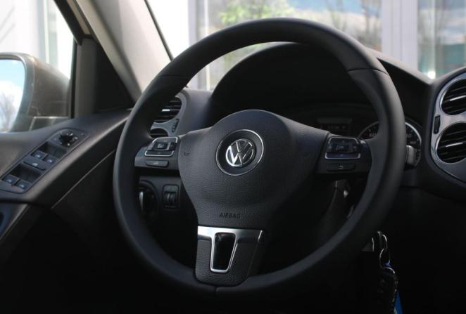 Volkswagen Tiguan I Рестайлинг с пробегом 2014 года, цена 1 625 000 рублей, 168058 км, внедорожник, Автокод Объявления