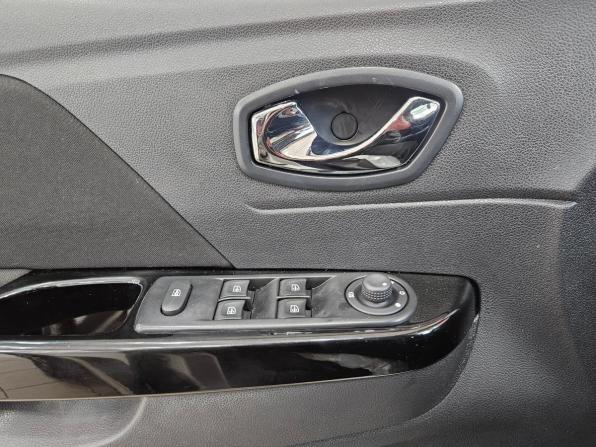 Renault Kaptur I с пробегом 2018 года, цена 1 535 000 рублей, 120037 км, внедорожник, Автокод Объявления