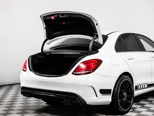 Mercedes-Benz C-Класс IV (W205) с пробегом 2017 года, цена 2 250 000 рублей, 213379 км, седан, Автокод Объявления