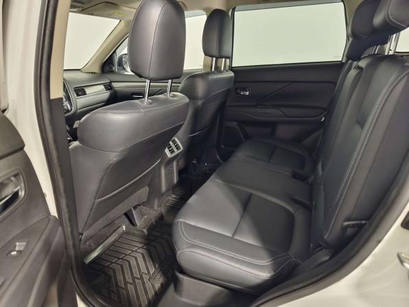 Mitsubishi Outlander III Рестайлинг 3 с пробегом 2019 года, цена 1 869 000 рублей, 156104 км, внедорожник, Автокод Объявления
