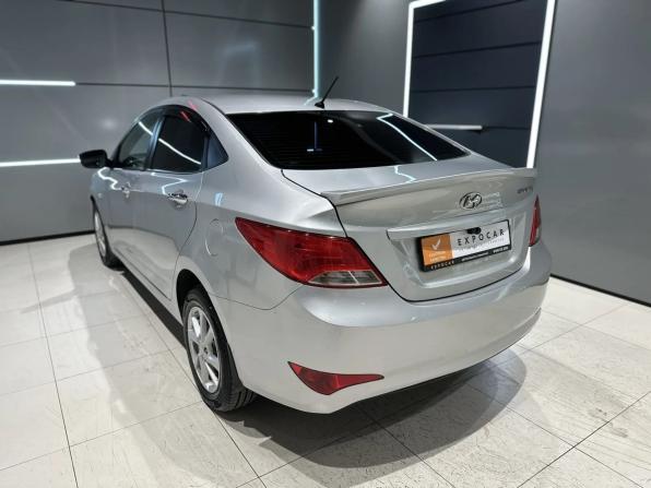 Hyundai Solaris I Рестайлинг с пробегом 2016 года, цена 865 000 рублей, 246489 км, седан, Автокод Объявления