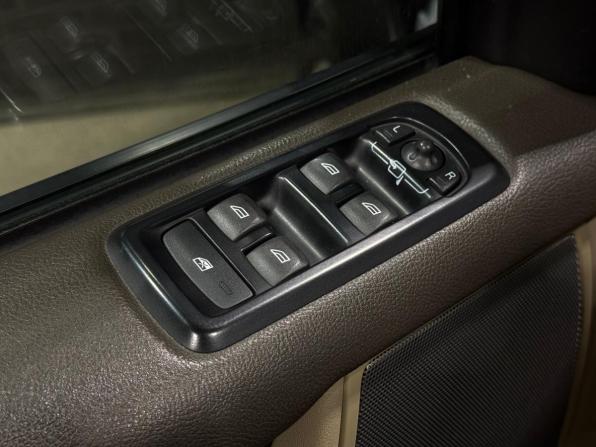 Land Rover Discovery IV с пробегом 2012 года, цена 1 700 000 рублей, 241793 км, внедорожник, Автокод Объявления
