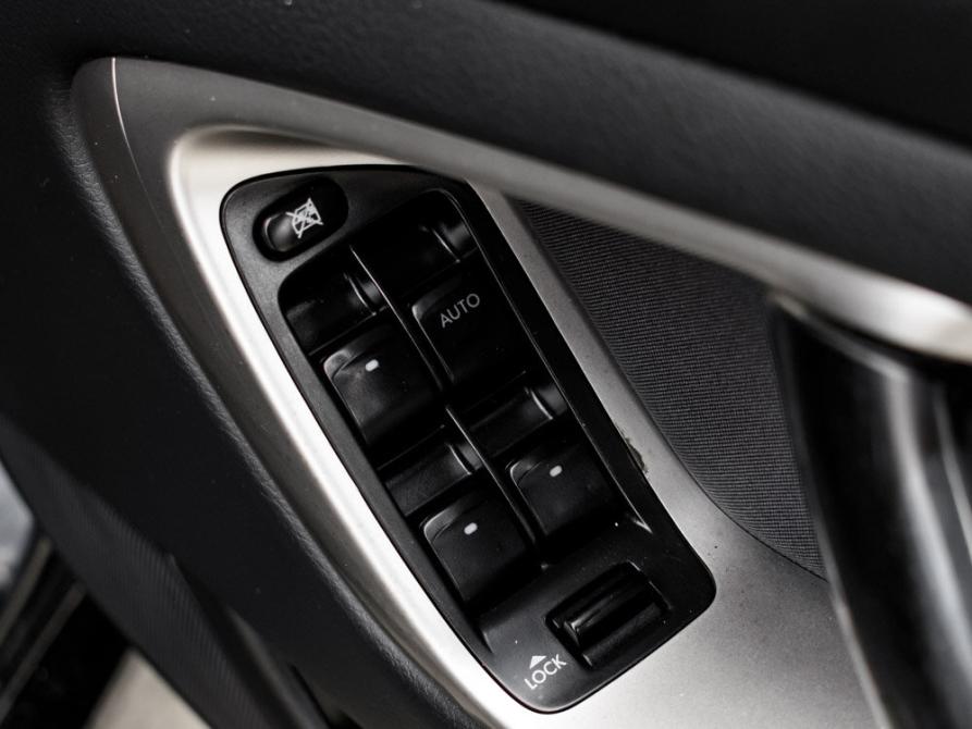 Subaru Legacy IV Рестайлинг Екатеринбург  - изображение 19