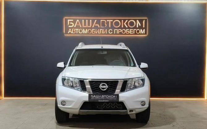 Nissan Terrano III (D10) с пробегом 2017 года, цена 1 320 000 рублей, 138152 км, внедорожник, Автокод Объявления