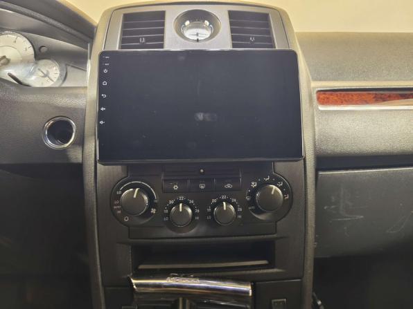 Chrysler 300C I с пробегом 2008 года, цена 939 000 рублей, 318649 км, седан, Автокод Объявления