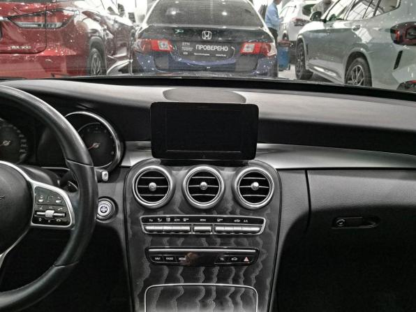 Mercedes-Benz C-Класс IV (W205) Рестайлинг с пробегом 2019 года, цена 2 750 000 рублей, 129829 км, седан, Автокод Объявления