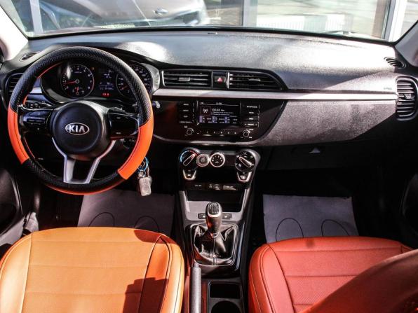 Kia Rio IV с пробегом 2018 года, цена 1 050 000 рублей, 291332 км, хэтчбек, Автокод Объявления