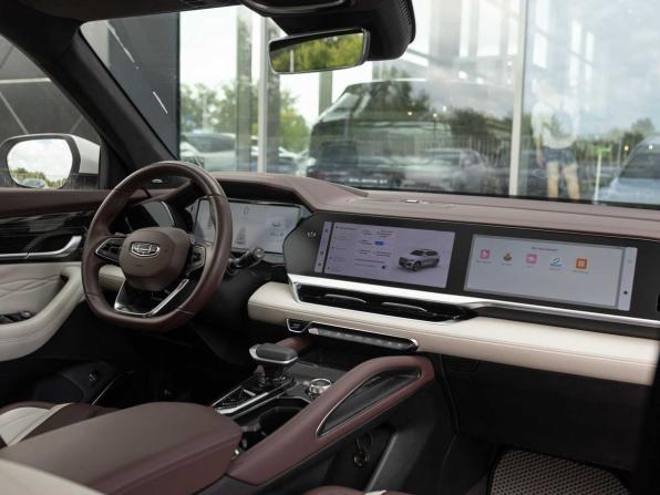 Geely Monjaro I с пробегом 2023 года, цена 3 300 000 рублей, 23407 км, внедорожник, Автокод Объявления