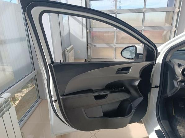 Chevrolet Aveo II с пробегом 2013 года, цена 575 000 рублей, 126000 км, седан, Автокод Объявления
