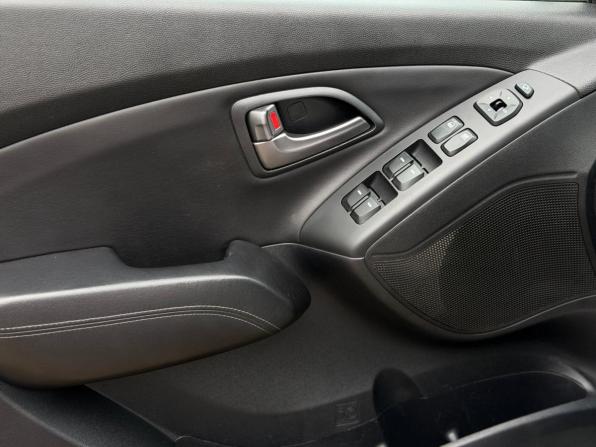 Hyundai ix35 I Рестайлинг с пробегом 2014 года, цена 1 160 000 рублей, 194100 км, внедорожник, Автокод Объявления