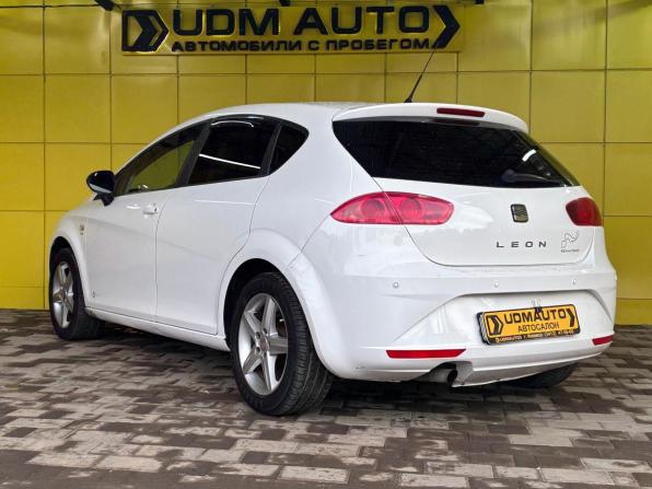 SEAT Leon II Рестайлинг с пробегом 2012 года, цена 450 000 рублей, 230000 км, хэтчбек, Автокод Объявления