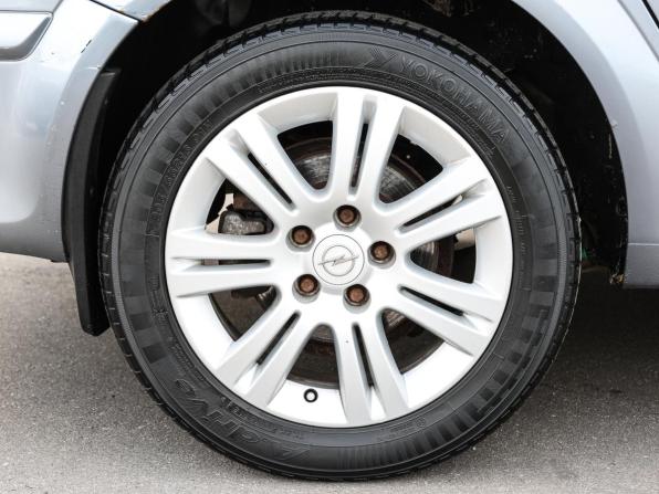 Opel Astra H Рестайлинг с пробегом 2011 года, цена 649 000 рублей, 188226 км, универсал, Автокод Объявления