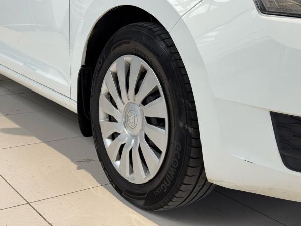 Skoda Rapid I с пробегом 2017 года, цена 699 000 рублей, 248889 км, лифтбек, Автокод Объявления