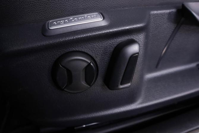 Volkswagen Passat B8 с пробегом 2016 года, цена 2 299 000 рублей, 142300 км, универсал, Автокод Объявления
