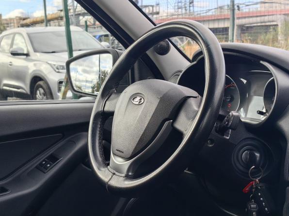 Lada (ВАЗ) Granta I Рестайлинг с пробегом 2019 года, цена 389 000 рублей, 256000 км, хэтчбек, Автокод Объявления