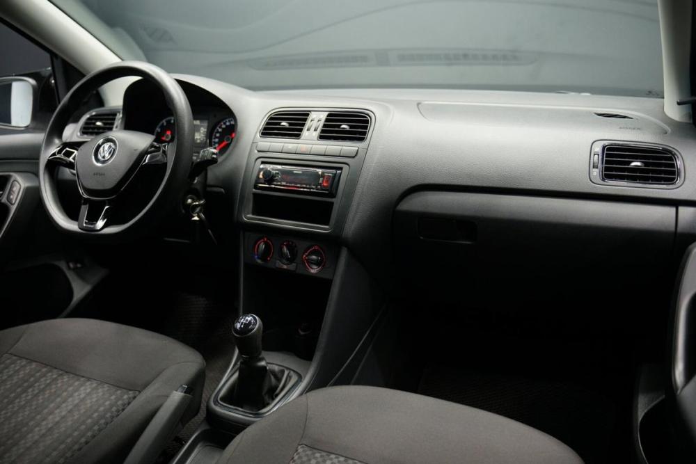 Volkswagen Polo V Рестайлинг Крым  - изображение 20