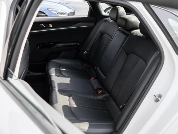 Kia K5 III с пробегом 2020 года, цена 2 999 000 рублей, 110361 км, седан, Автокод Объявления