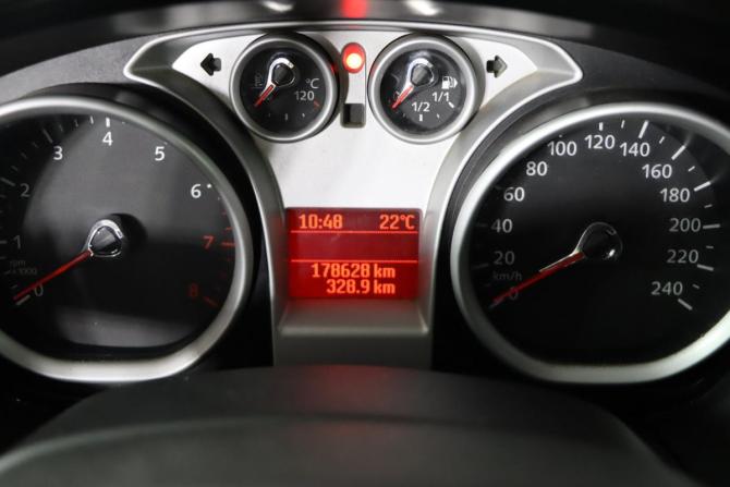 Ford Focus II Рестайлинг с пробегом 2010 года, цена 699 990 рублей, 178626 км, хэтчбек, Автокод Объявления
