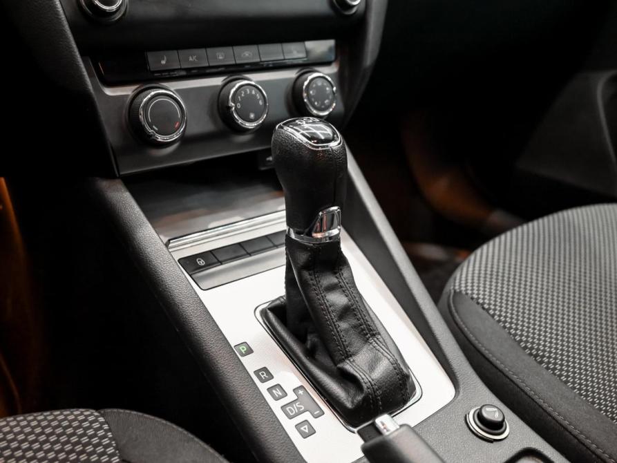 Skoda Octavia III (A7) Екатеринбург  - изображение 15