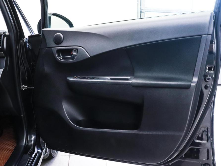 Toyota Ractis II Красноярск  - изображение 11
