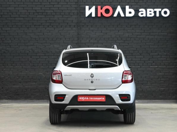 Renault Sandero II Рестайлинг с пробегом 2019 года, цена 1 100 000 рублей, 120813 км, хэтчбек, Автокод Объявления