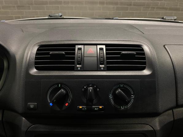 Skoda Fabia II Рестайлинг с пробегом 2013 года, цена 849 000 рублей, 70893 км, хэтчбек, Автокод Объявления