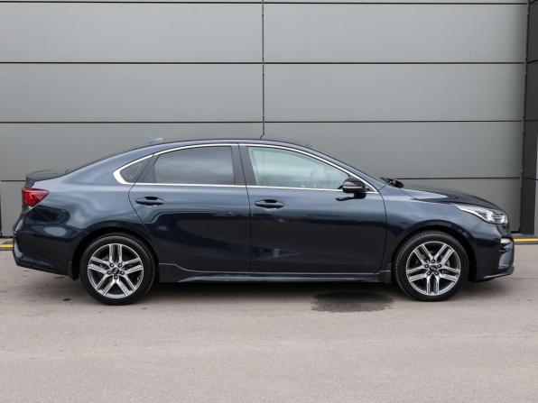 Kia Cerato IV с пробегом 2020 года, цена 2 298 000 рублей, 86500 км, седан, Автокод Объявления