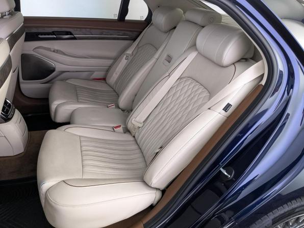 Genesis G90 I Рестайлинг с пробегом 2020 года, цена 4 950 000 рублей, 39253 км, седан, Автокод Объявления