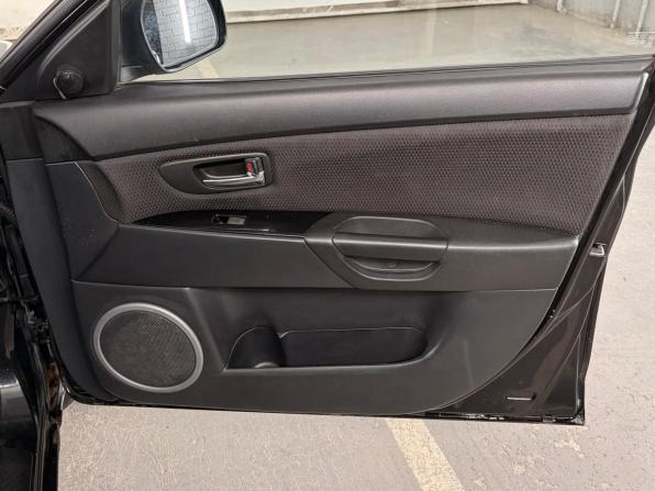 Mazda 3 I (BK) Рестайлинг с пробегом 2008 года, цена 390 000 рублей, 301076 км, седан, Автокод Объявления