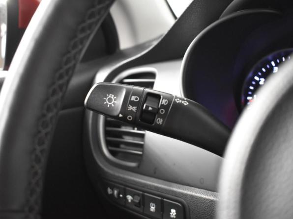 Kia Rio IV с пробегом 2019 года, цена 1 537 200 рублей, 95736 км, хэтчбек, Автокод Объявления