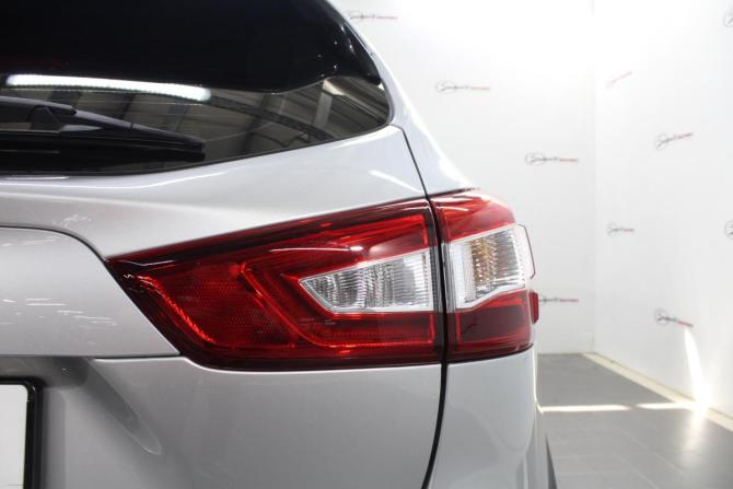 Nissan Qashqai II с пробегом 2018 года, цена 1 900 000 рублей, 79100 км, внедорожник, Автокод Объявления