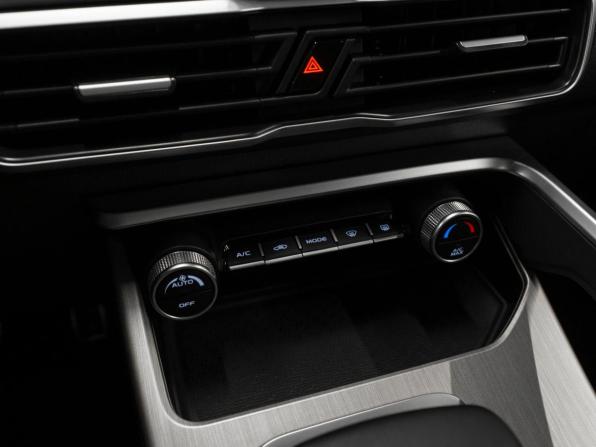 Geely Coolray I с пробегом 2023 года, цена 2 070 000 рублей, 5806 км, внедорожник, Автокод Объявления