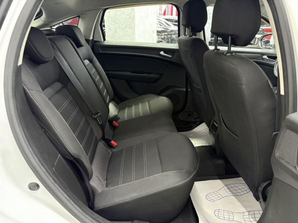 Renault Arkana I с пробегом 2019 года, цена 1 799 000 рублей, 116044 км, внедорожник, Автокод Объявления