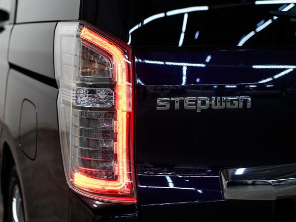 Honda Stepwgn IV Рестайлинг с пробегом 2013 года, цена 1 530 000 рублей, 145000 км, минивэн, Автокод Объявления