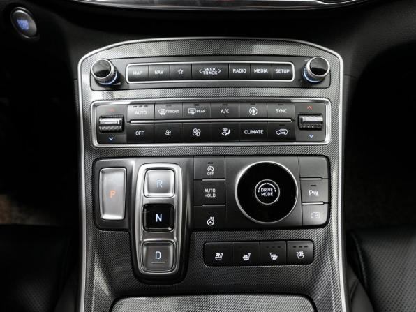 Hyundai Santa Fe IV Рестайлинг с пробегом 2022 года, цена 3 773 000 рублей, 34821 км, внедорожник, Автокод Объявления