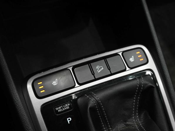 Hyundai Creta I Рестайлинг с пробегом 2021 года, цена 1 730 000 рублей, 186778 км, внедорожник, Автокод Объявления