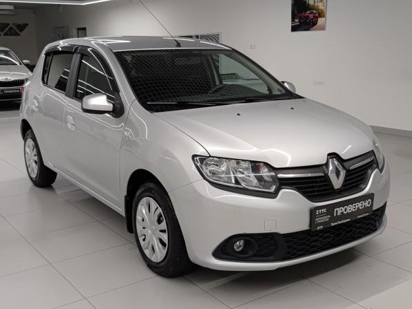 Renault Sandero II с пробегом 2016 года, цена 966 000 рублей, 67593 км, хэтчбек, Автокод Объявления