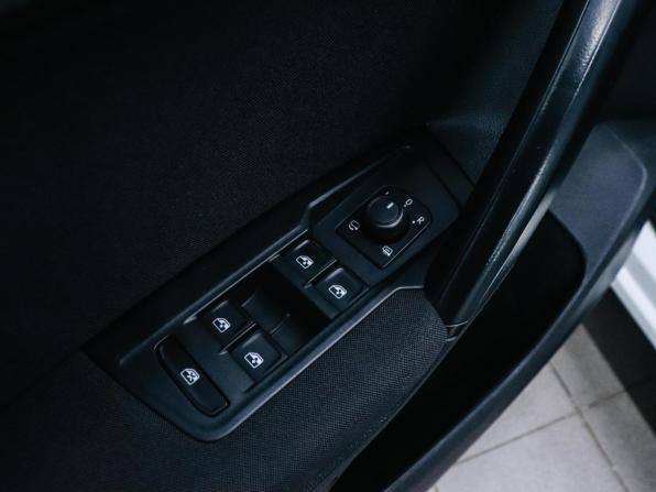 Volkswagen Tiguan II с пробегом 2020 года, цена 2 000 000 рублей, 185955 км, внедорожник, Автокод Объявления