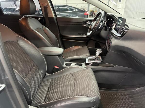 Kia Ceed III с пробегом 2019 года, цена 1 847 000 рублей, 76000 км, хэтчбек, Автокод Объявления