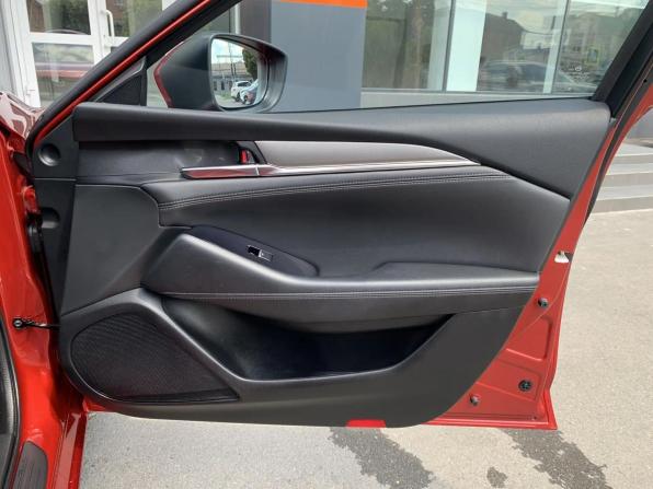 Mazda 6 III (GJ) Рестайлинг 2 с пробегом 2019 года, цена 2 115 000 рублей, 57959 км, седан, Автокод Объявления