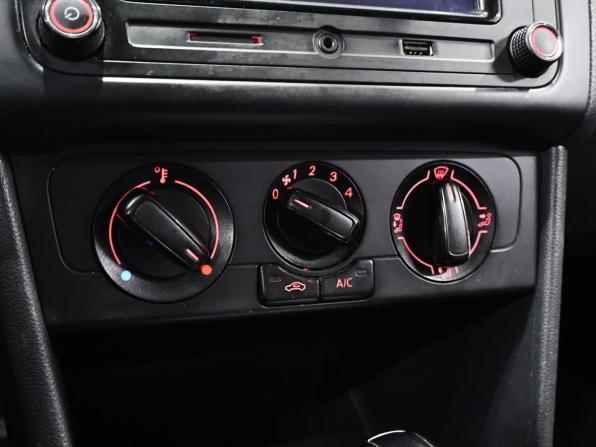 Volkswagen Polo V с пробегом 2015 года, цена 765 000 рублей, 184230 км, седан, Автокод Объявления