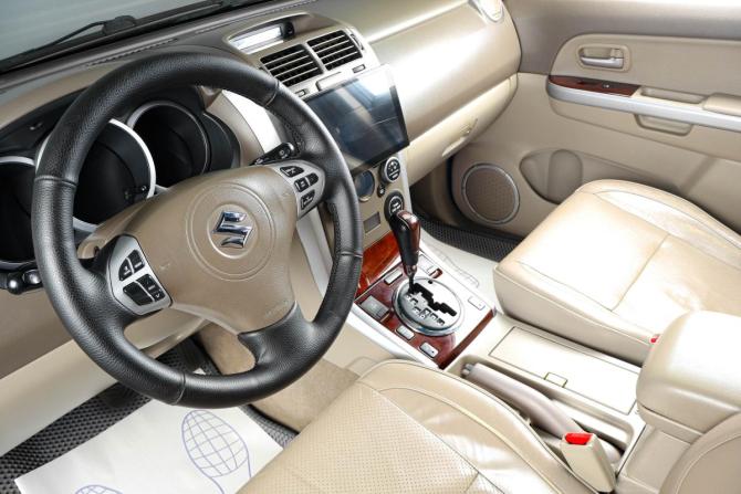 Suzuki Grand Vitara II с пробегом 2007 года, цена 949 000 рублей, 245000 км, внедорожник, Автокод Объявления