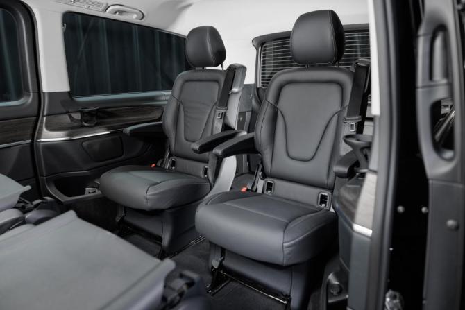 Новый Mercedes-Benz V-Класс III (W447) Рестайлинг 2 2025 года, цена 15 318 600 рублей, минивэн, Автокод Объявления