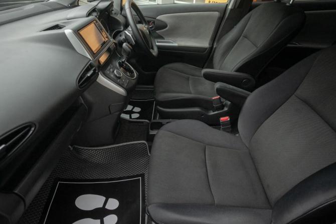 Toyota Wish II с пробегом 2010 года, цена 1 149 000 рублей, 185000 км, минивэн, Автокод Объявления