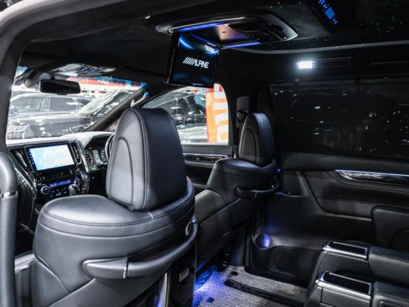 Toyota Alphard III Рестайлинг с пробегом 2018 года, цена 4 500 000 рублей, 88445 км, минивэн, Автокод Объявления