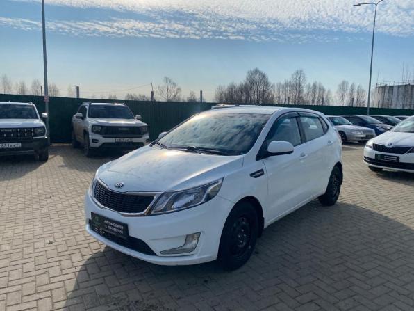 Kia Rio III с пробегом 2013 года, цена 900 000 рублей, 109472 км, хэтчбек, Автокод Объявления
