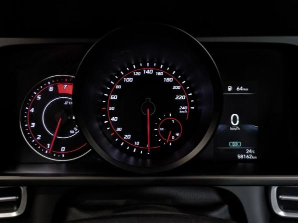 Hyundai Elantra VII (CN7) с пробегом 2022 года, цена 1 990 000 рублей, 58162 км, седан, Автокод Объявления