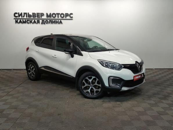 Renault Kaptur I с пробегом 2017 года, цена 1 640 000 рублей, 61800 км, внедорожник, Автокод Объявления