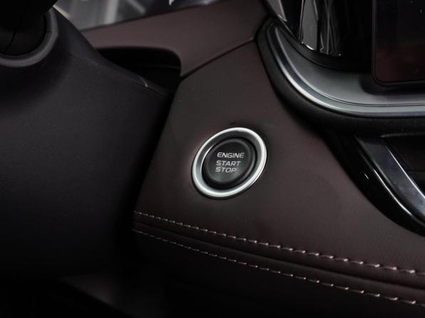 Geely Monjaro I Рестайлинг 2 с пробегом 2025 года, цена 4 249 000 рублей, 1088 км, внедорожник, Автокод Объявления