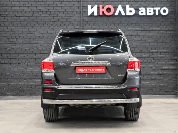 Toyota Highlander II (XU40) Рестайлинг с пробегом 2011 года, цена 1 770 000 рублей, 235118 км, внедорожник, Автокод Объявления